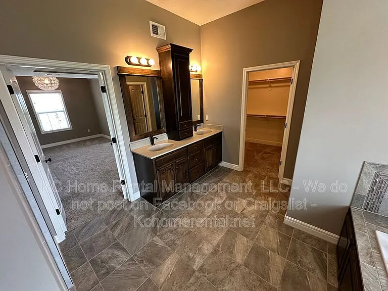 8608 W 165th Pl — Photo 33