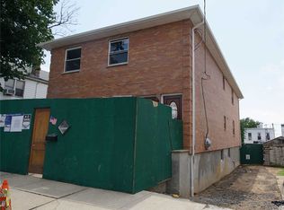 11104 14th Rd, Flushing, NY 11356