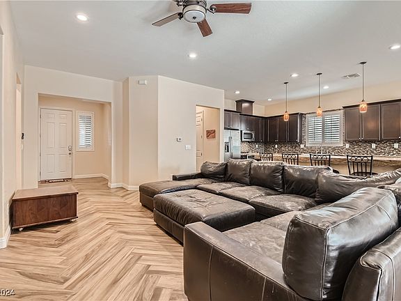 5th image of 8035 Brown Clay Ave