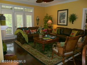 3rd image of 530B Village Green Dr