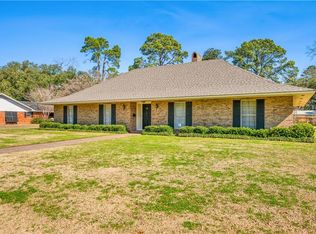 1611 Alexander Dr, Alexandria, LA 71301