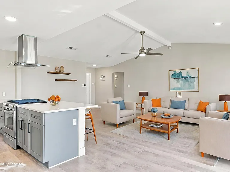 12713 Rhea Ct — Photo 3