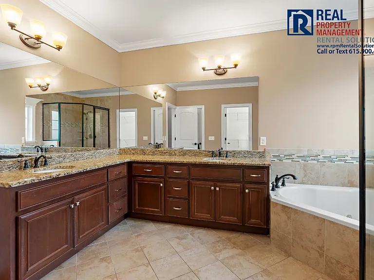 7670 Knobdate Rd — Photo 21