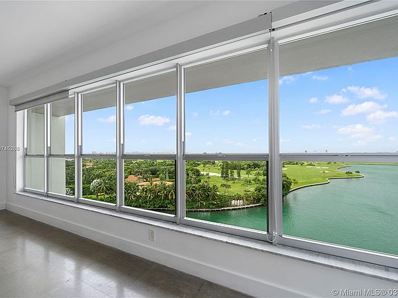 4th image of 9100 W Bay Harbor Dr #11D
