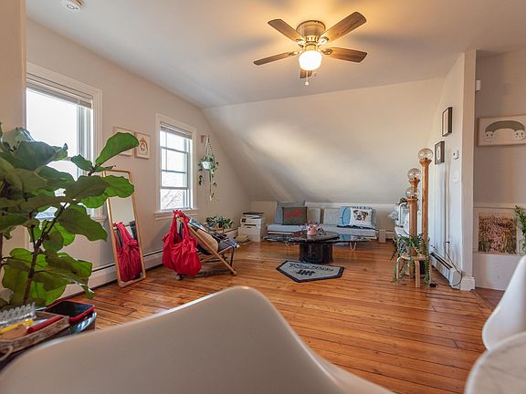 4th image of 50 Armstrong Ave #3