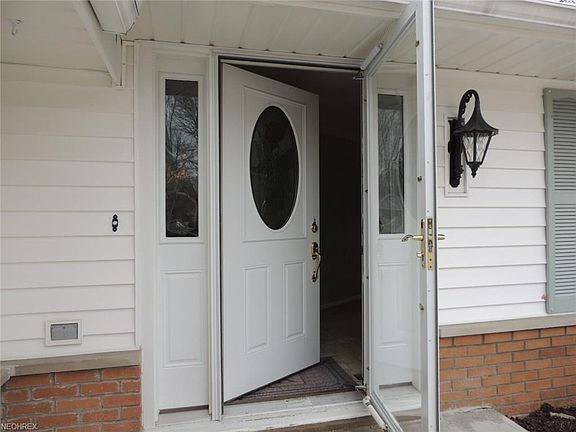 2nd image of 24281 N Oxford Oval