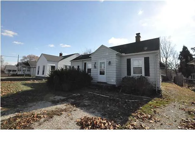 2137 Pollack Ave photo 1