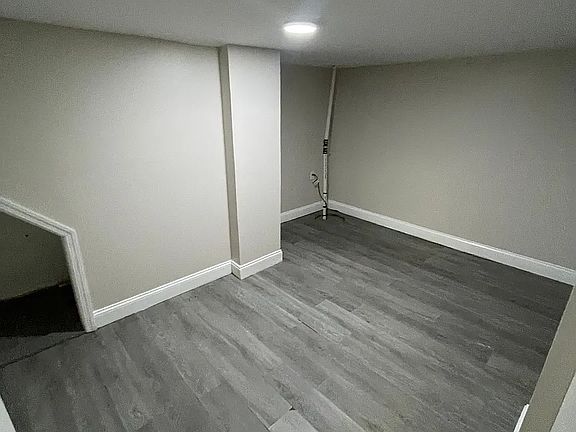 5th image of 225 12th Ave #5C