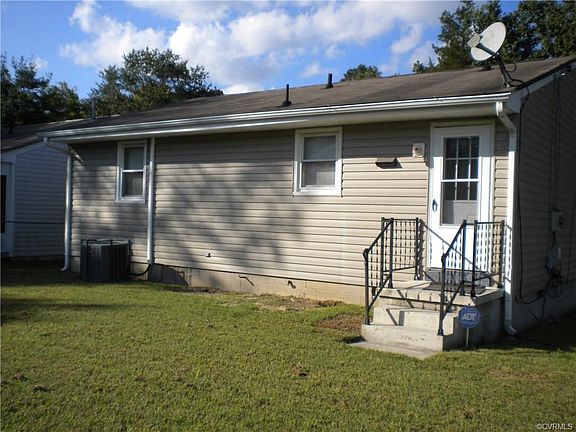 2nd image of 544 Reservoir Ave