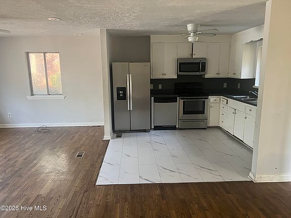 5th image of 5315 Andover Road