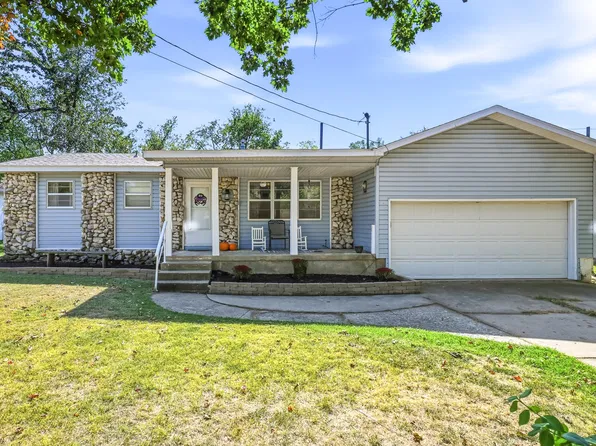2904 E Bergman Street, Springfield, MO 65802