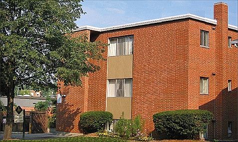 1st image of 755 Burcham Dr