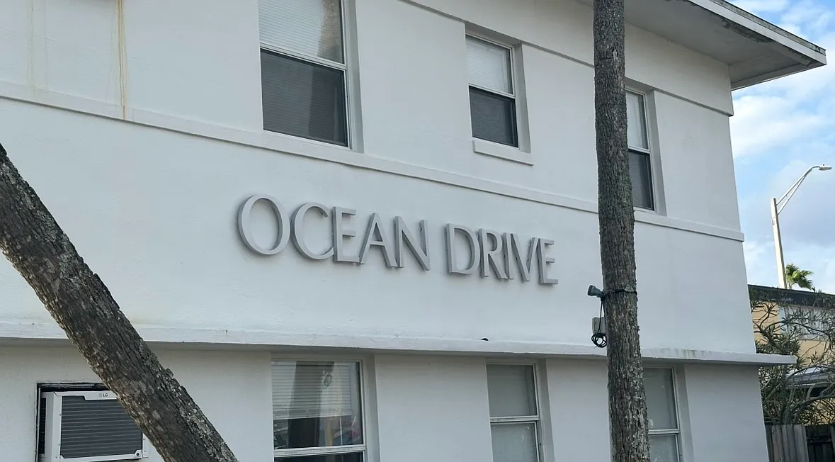 Ocean Drive Apartments — Photo 2