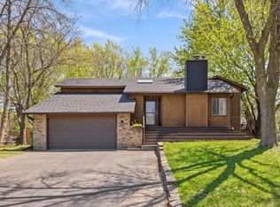 6518 Kilmer Ln N, Maple Grove, MN 55369