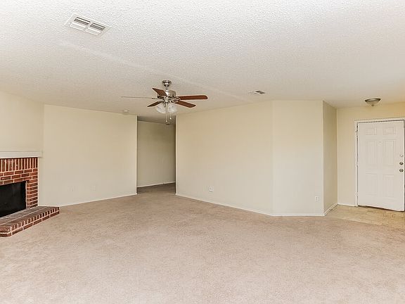 4th image of 508 Nuffield Ln