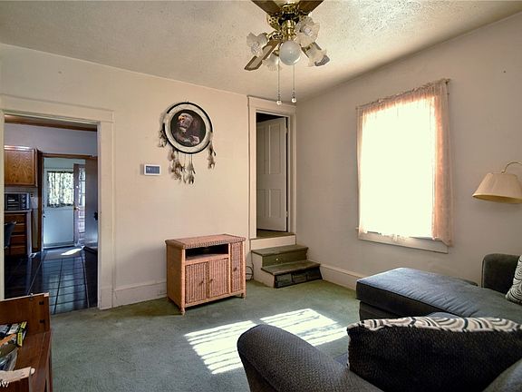 4th image of 43 Heights Ave