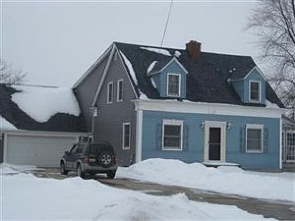 2nd image of 450 W Lorain St