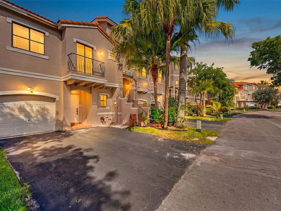 1st image of 1361 NW 126th Way