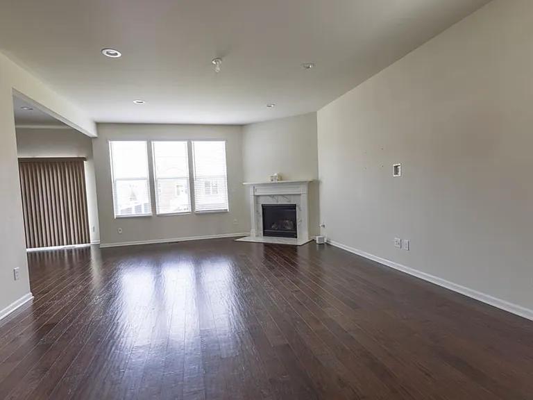 28293 Verona Dr — Photo 10