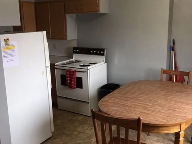 312 N Lawler St — Photo 34