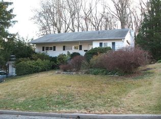 183 Crest Dr, North Tarrytown, NY 10591