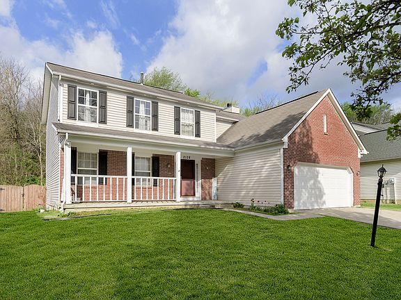 2nd image of 2128 Fullerton Dr