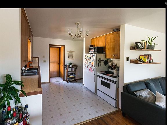 4th image of 6112 17th Ave NW