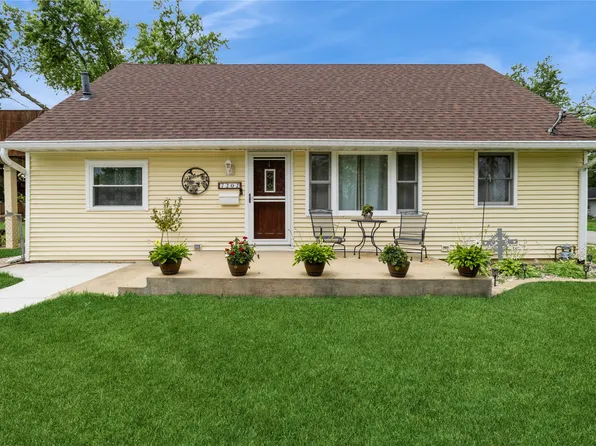 7202 SW 13th St, Des Moines, IA 50315