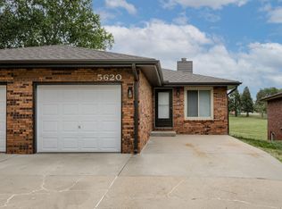 5620 S 38th St #5620, Lincoln, NE 68516