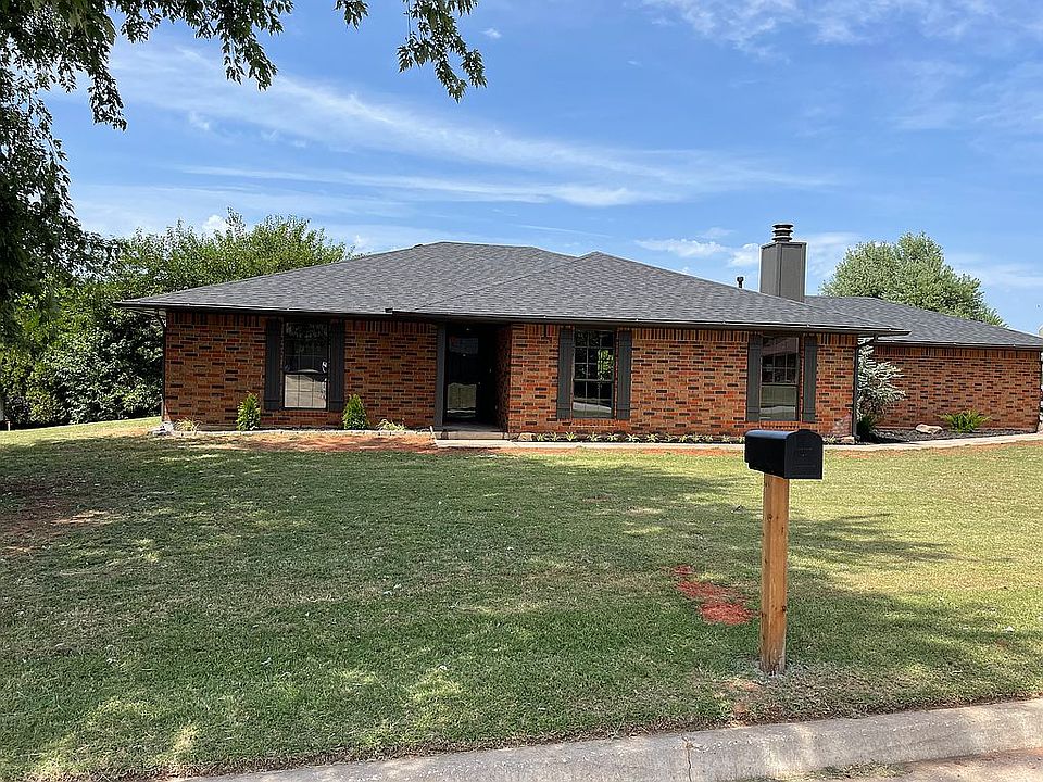 1st image of 8813 SW 80th St