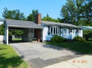 92 Sandra Cir, Burlington, VT 05408