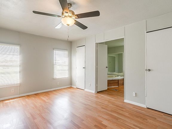 3rd image of 149 Valley Meadows Dr