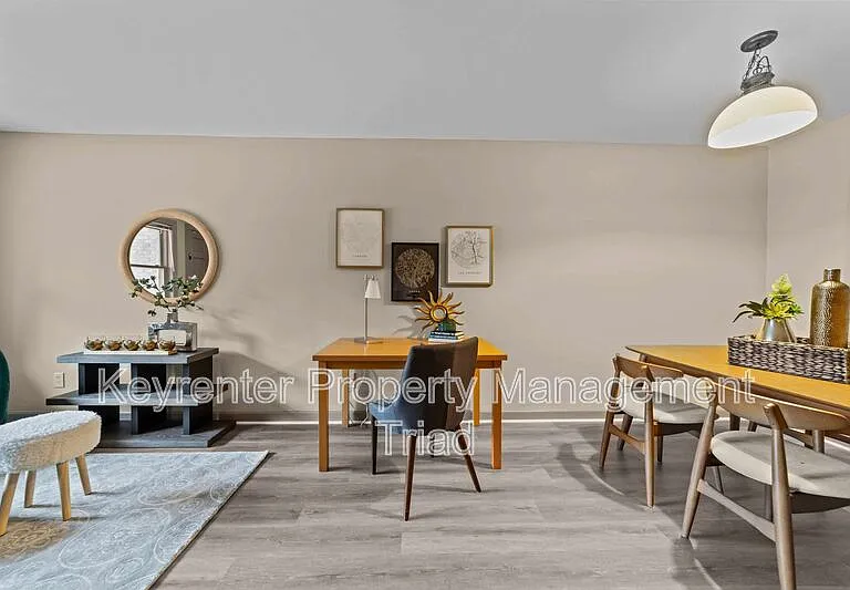 211 McIver St #A — Photo 18