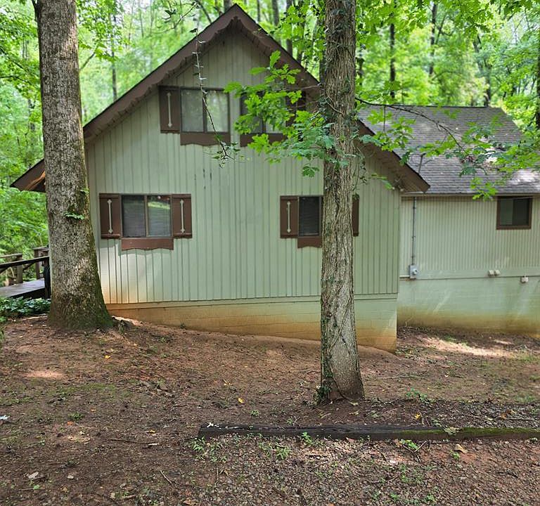1st image of 96 Chalet Cir