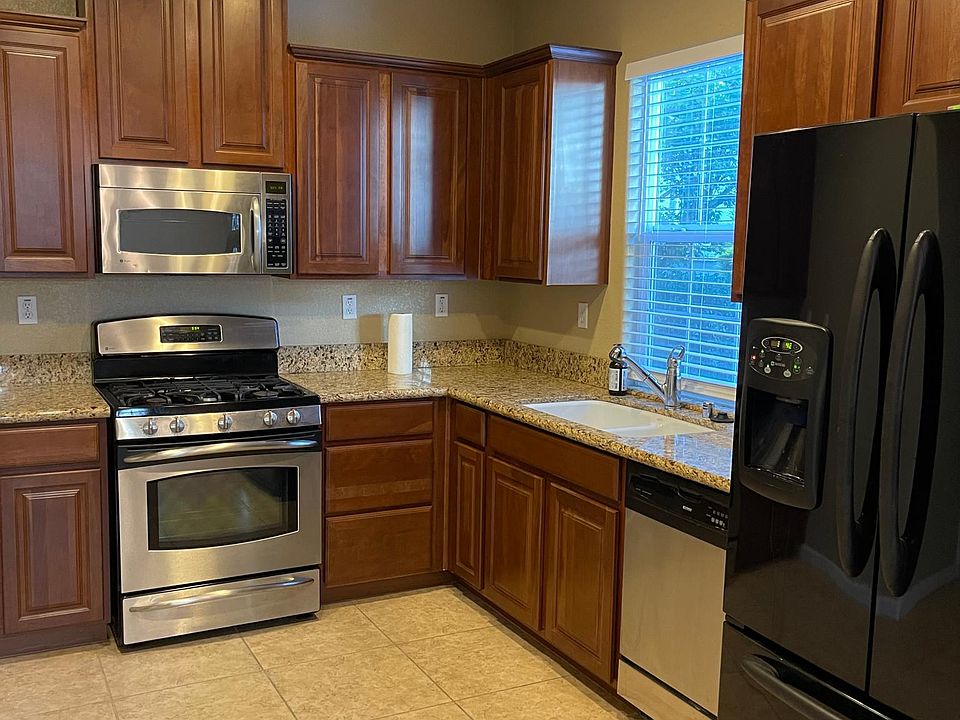 1st image of 42 Villa Gardens Ct