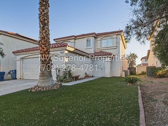 2nd image of 10152 Climbing Lily St