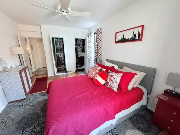 330 East 70th Street image 8 of 13