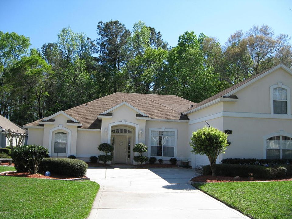 1st image of 529 Oakmont Dr