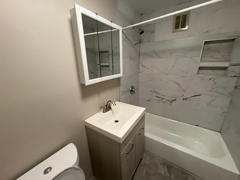30A Hillside St #29 — Photo 11