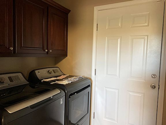 5th image of 101 Country Oak Dr