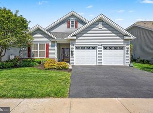 468 Resolution Dr, Lititz, PA 17543