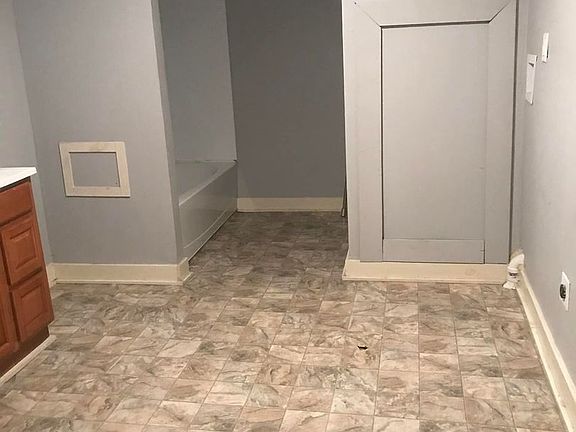 5th image of 10 Valley St Unit 2
