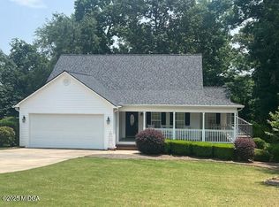 381 Southern Walk Dr, Milledgeville, GA 31061