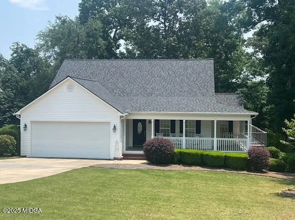 381 Southern Walk Dr, Milledgeville, GA 31061