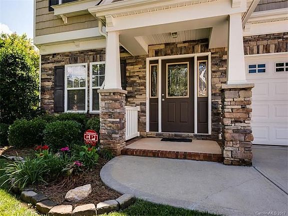 2nd image of 8003 Kew Gardens Ct