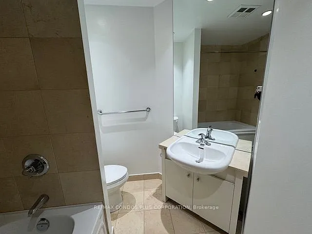 208 Queens Quay W #2908 — Photo 11