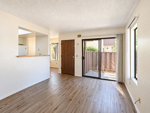 5th image of 1216A E Walnut Ave