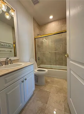 18410 NE 30th Ave — Photo 8