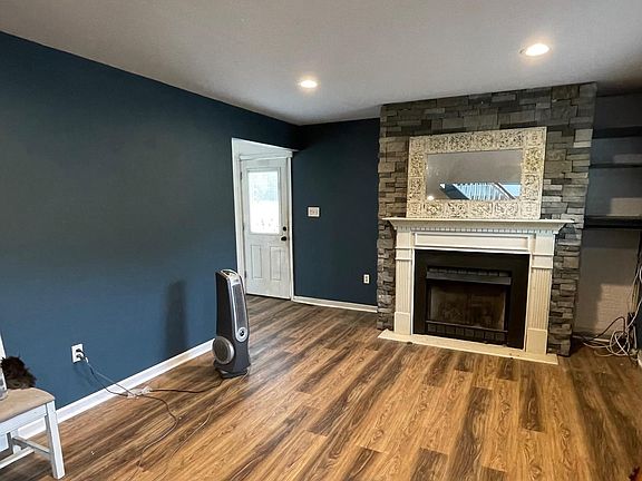3rd image of 607 Washington Ave