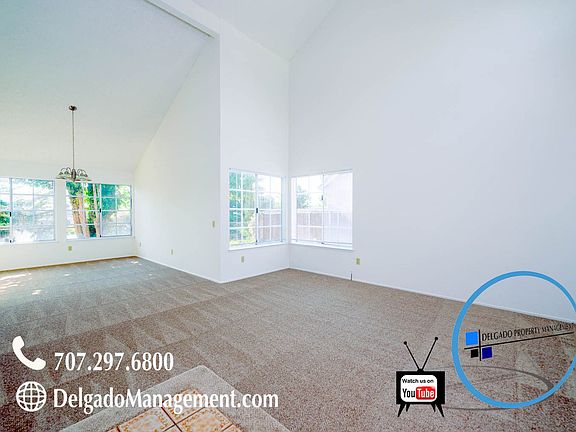 3rd image of 408 Moonraker Dr